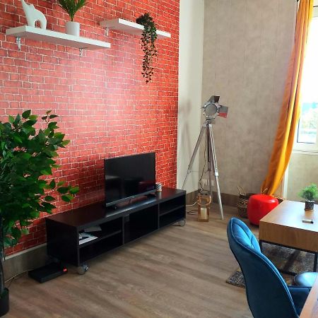 La Tour De Beurre- Appartement Lumineux Et Spacieux Бурж Екстериор снимка